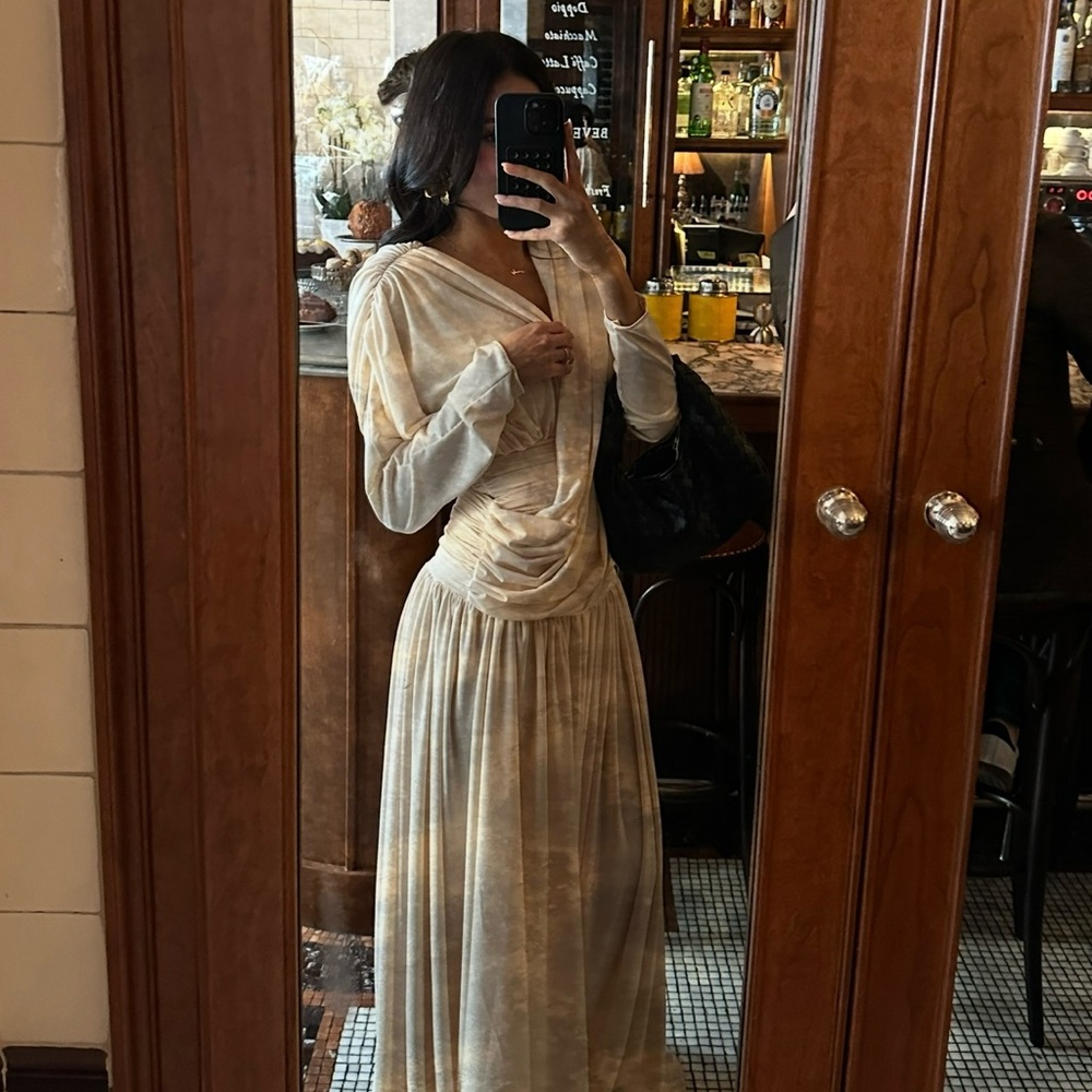 Elegant Cream Long Sleeve Maxi Dress